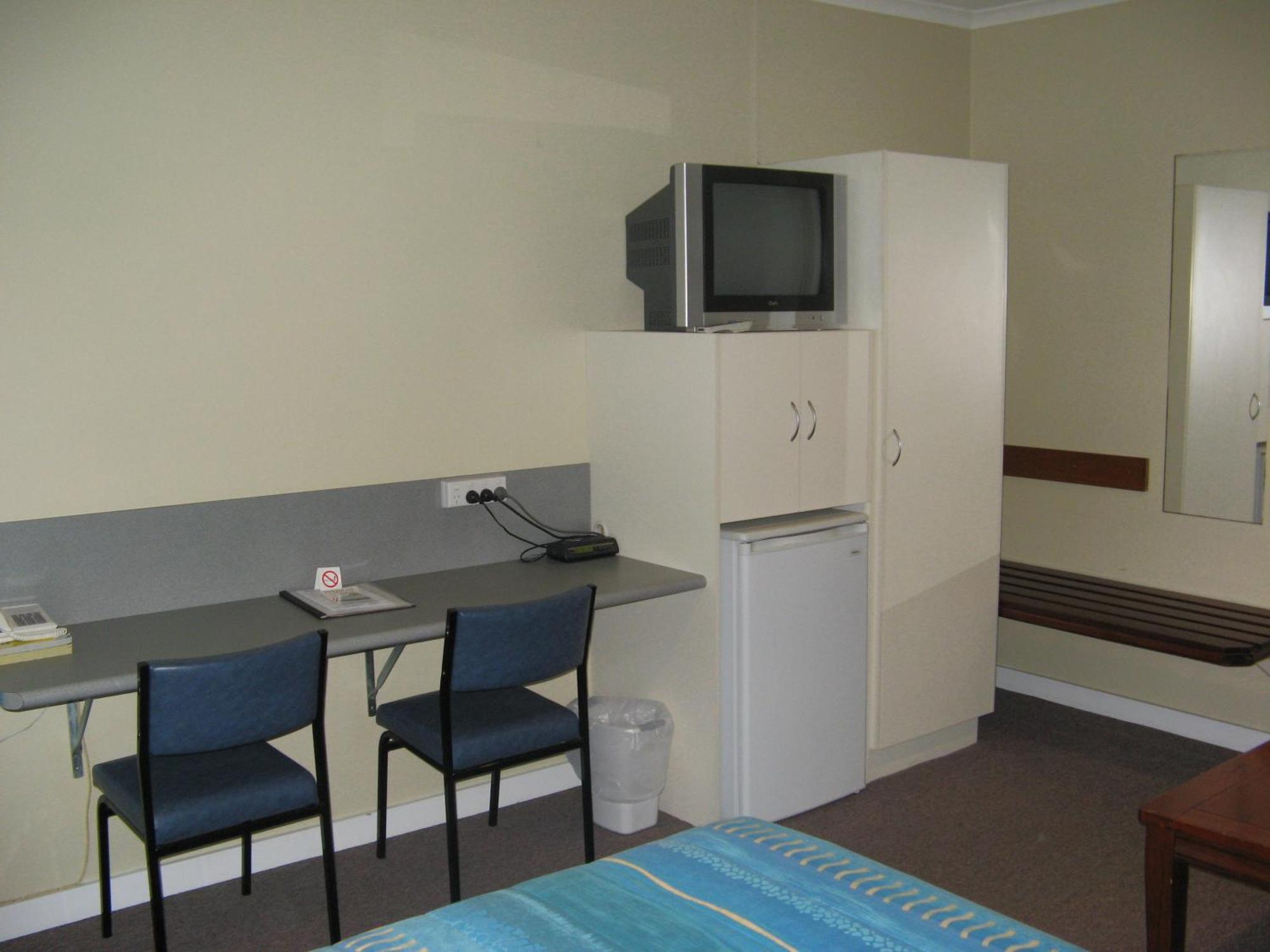 Moondarra Motel Innisfail Exterior photo