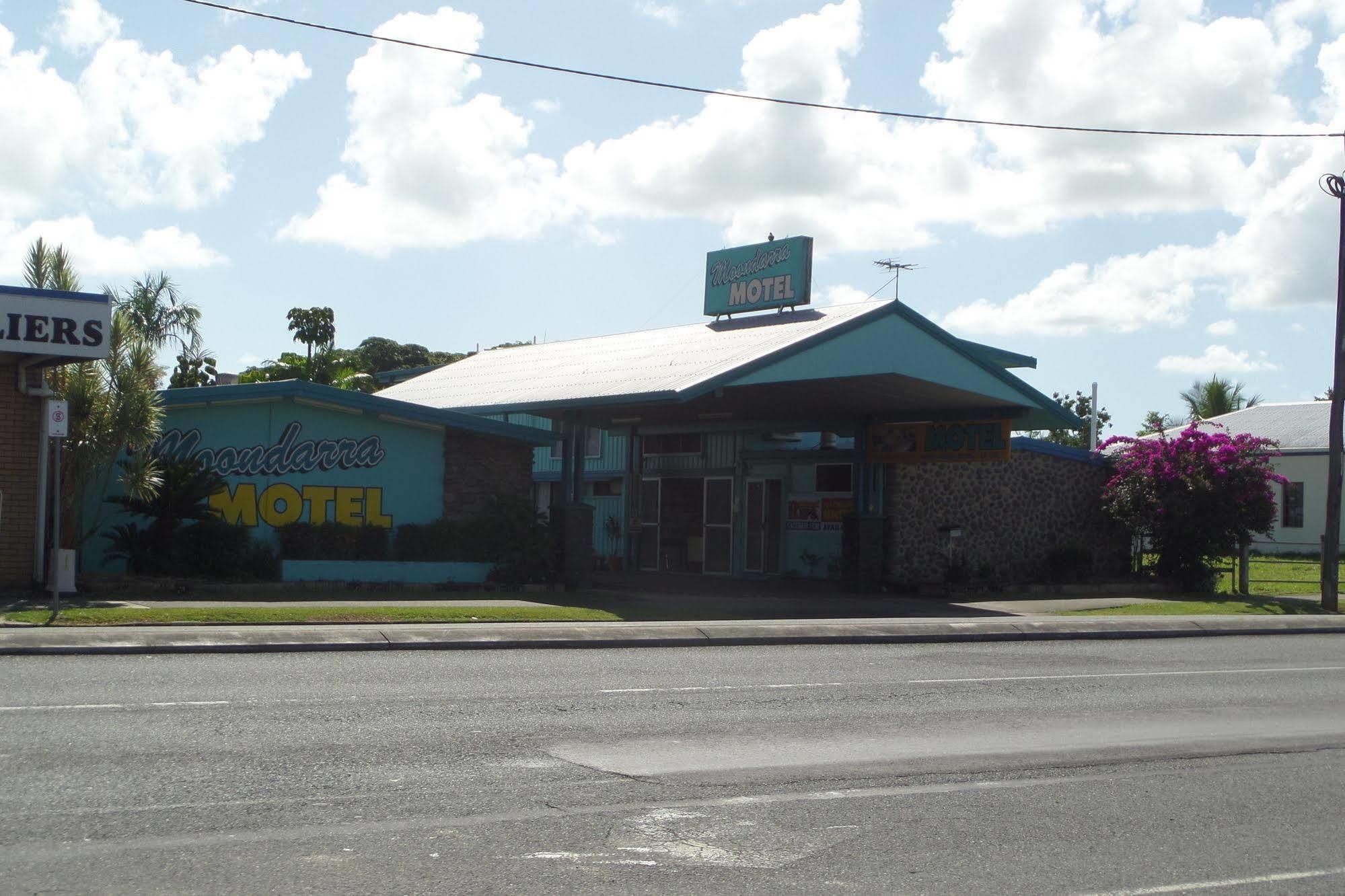 Moondarra Motel Innisfail Exterior photo